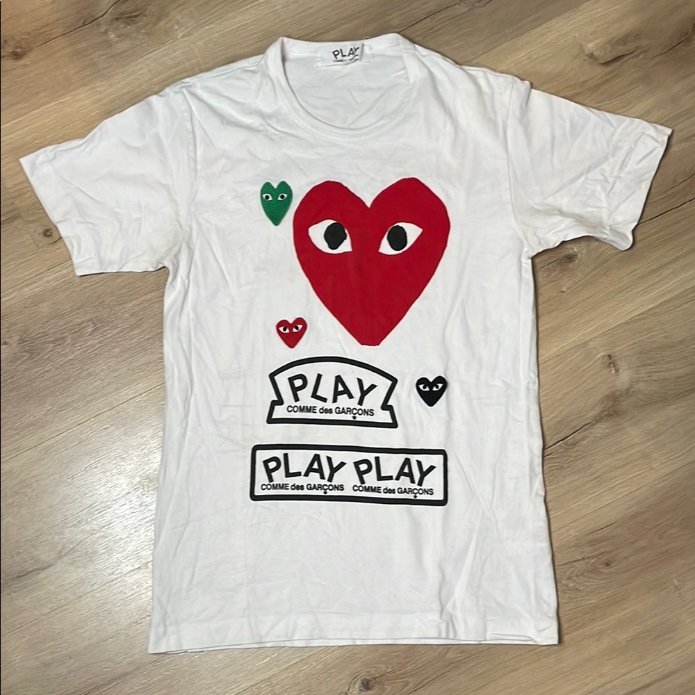 PLAY Comme Des Garçons Heart White T-Shirt. XL. Made in‎ Japan. Authentic.